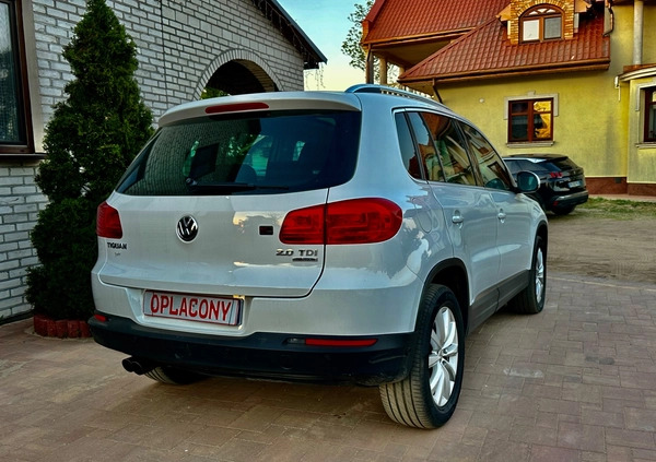 Volkswagen Tiguan cena 42400 przebieg: 172555, rok produkcji 2012 z Ostrołęka małe 154